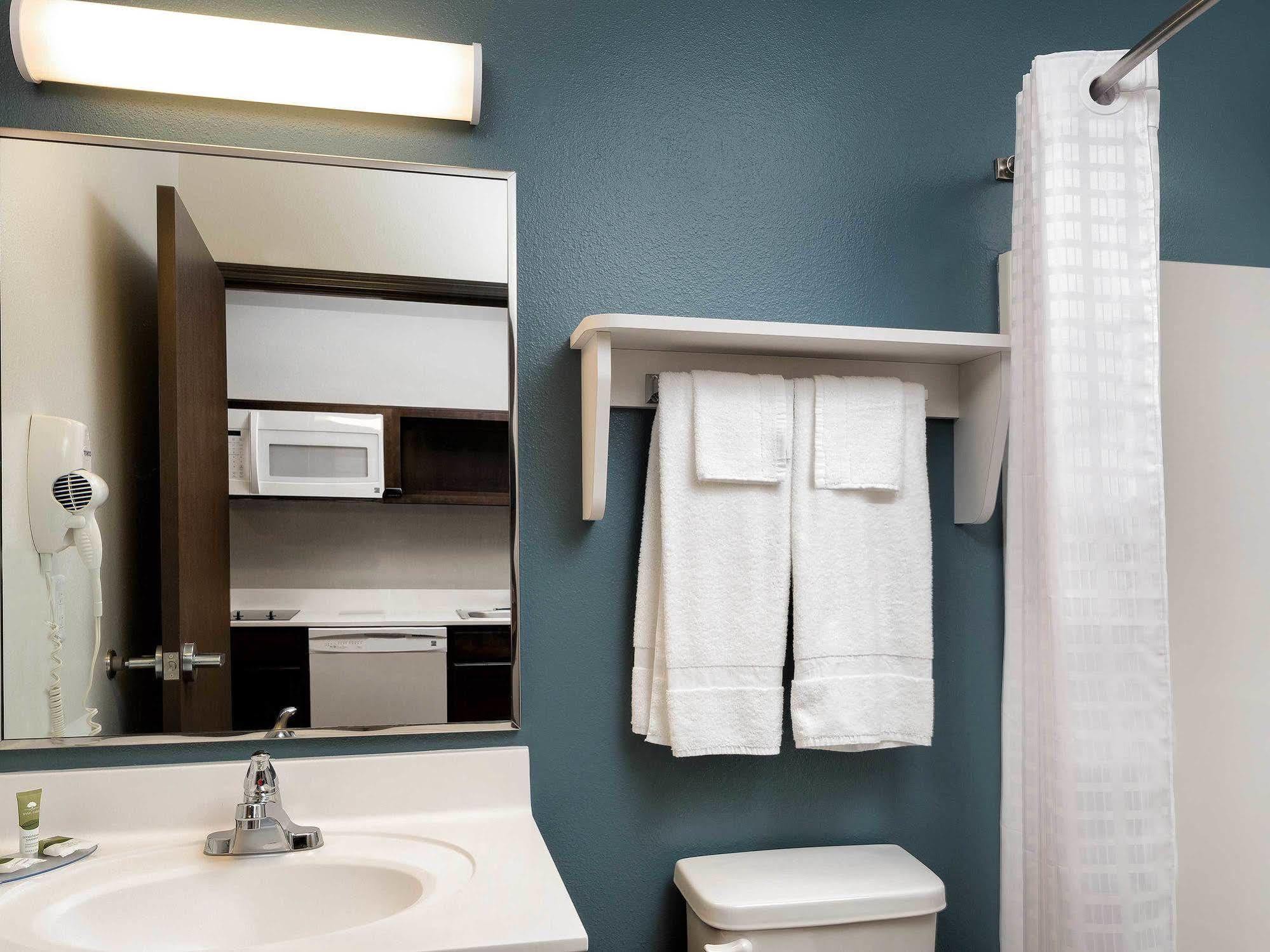 Woodspring Suites Houston Iah Airport Humble Exterior foto